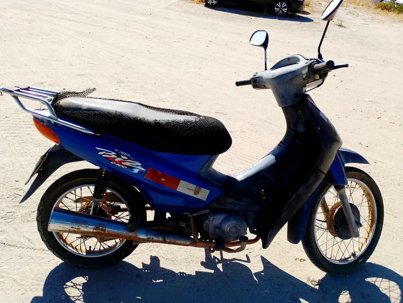 SUCATA APROVEITAVEL HONDA / C100 BIZ ES - 2001/2001