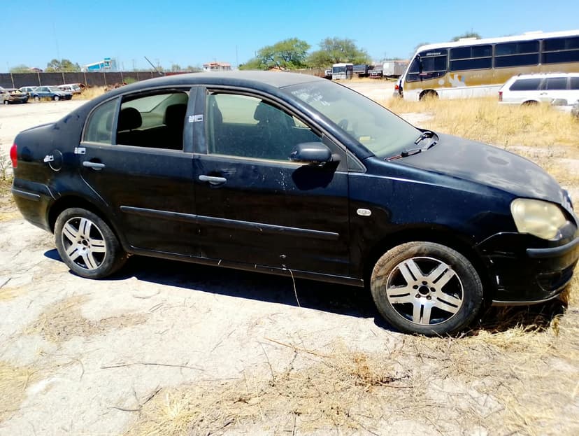 SUCATA APROVEITAVEL VW / POLO SEDAN 1.6 - 2007/2008