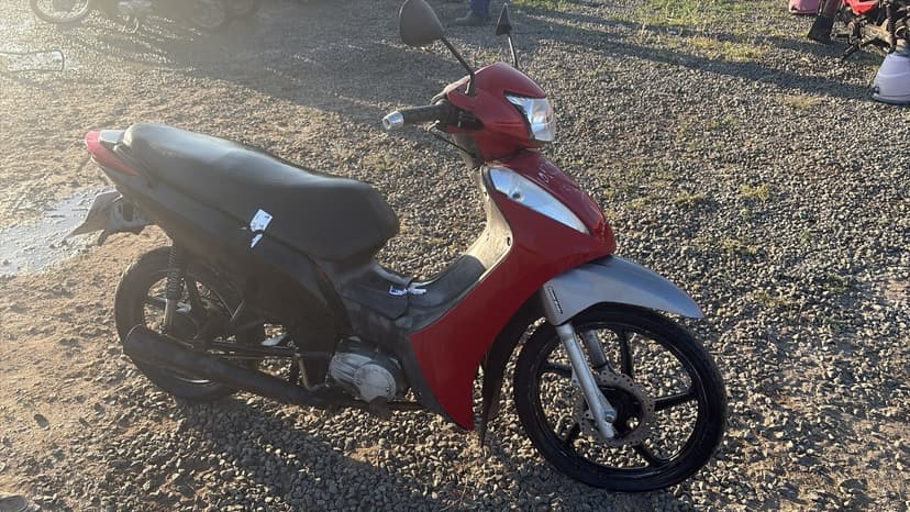VEICULO CONSERVADO SHINERAY / 50Q - 2015/2016