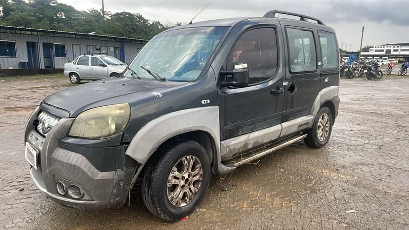 FIAT / DOBLO ADV 1.8 FLEX - 2011/2012