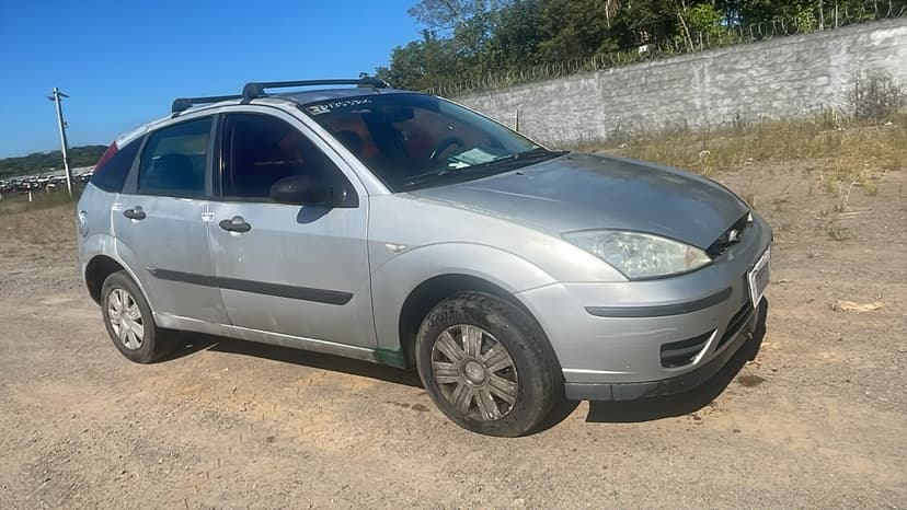 VEICULO CONSERVADO I / FORD FOCUS 1.6 FLEX HA - 2009/2009