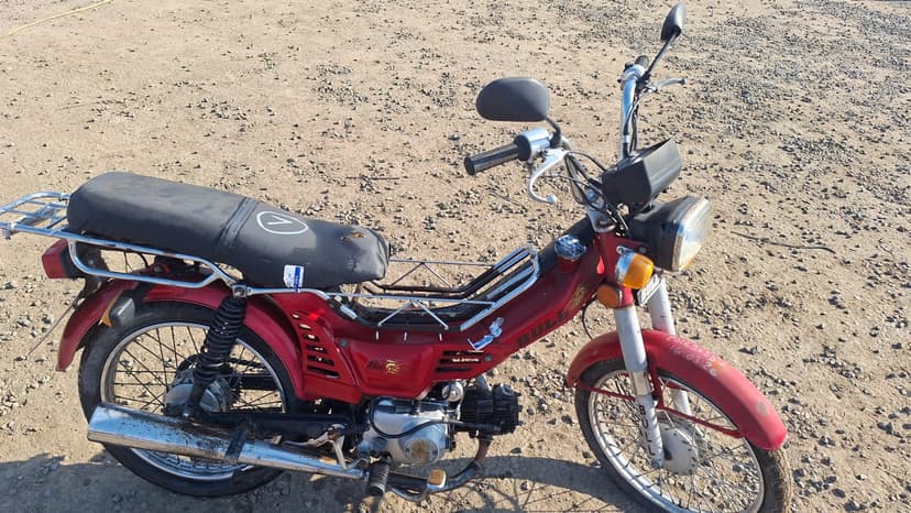 SUCATA APROVEITAVEL COM MOTOR INSERVIVEL I/CHARMING BULL KRC50 - N/I/N/I