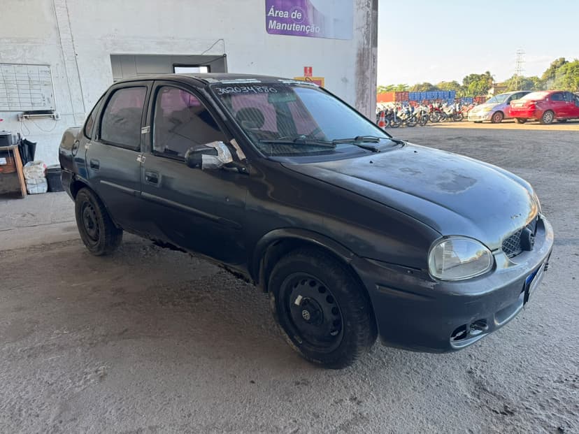 VEÍCULO CONSERVADO GM / CORSA MILENIUM - 2002/2002